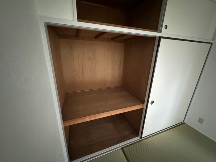 収納 ロイヤルハイツ谷原