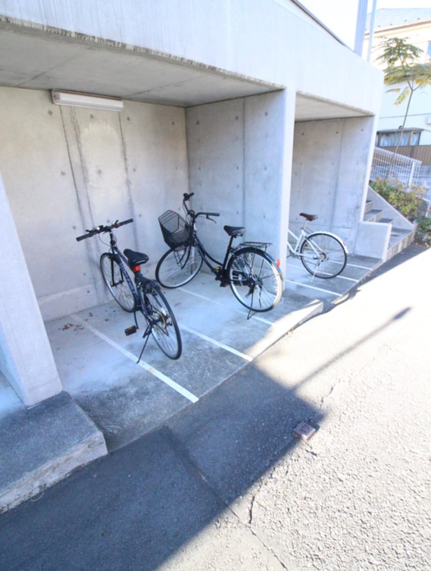 駐輪場 ソレイユ藤沢