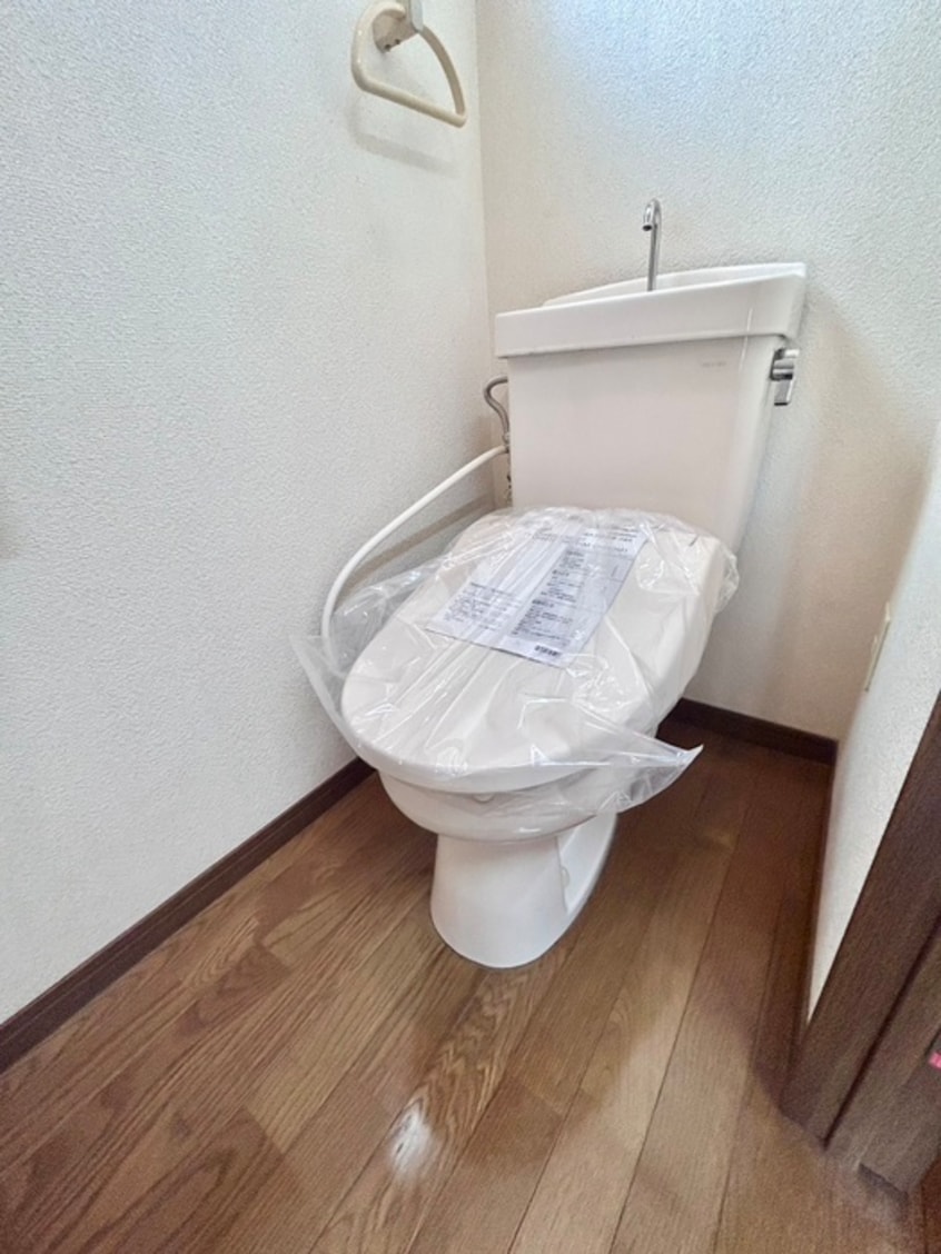 トイレ Ｔ.Ｈ.Ｅ フォ－トクワハラ