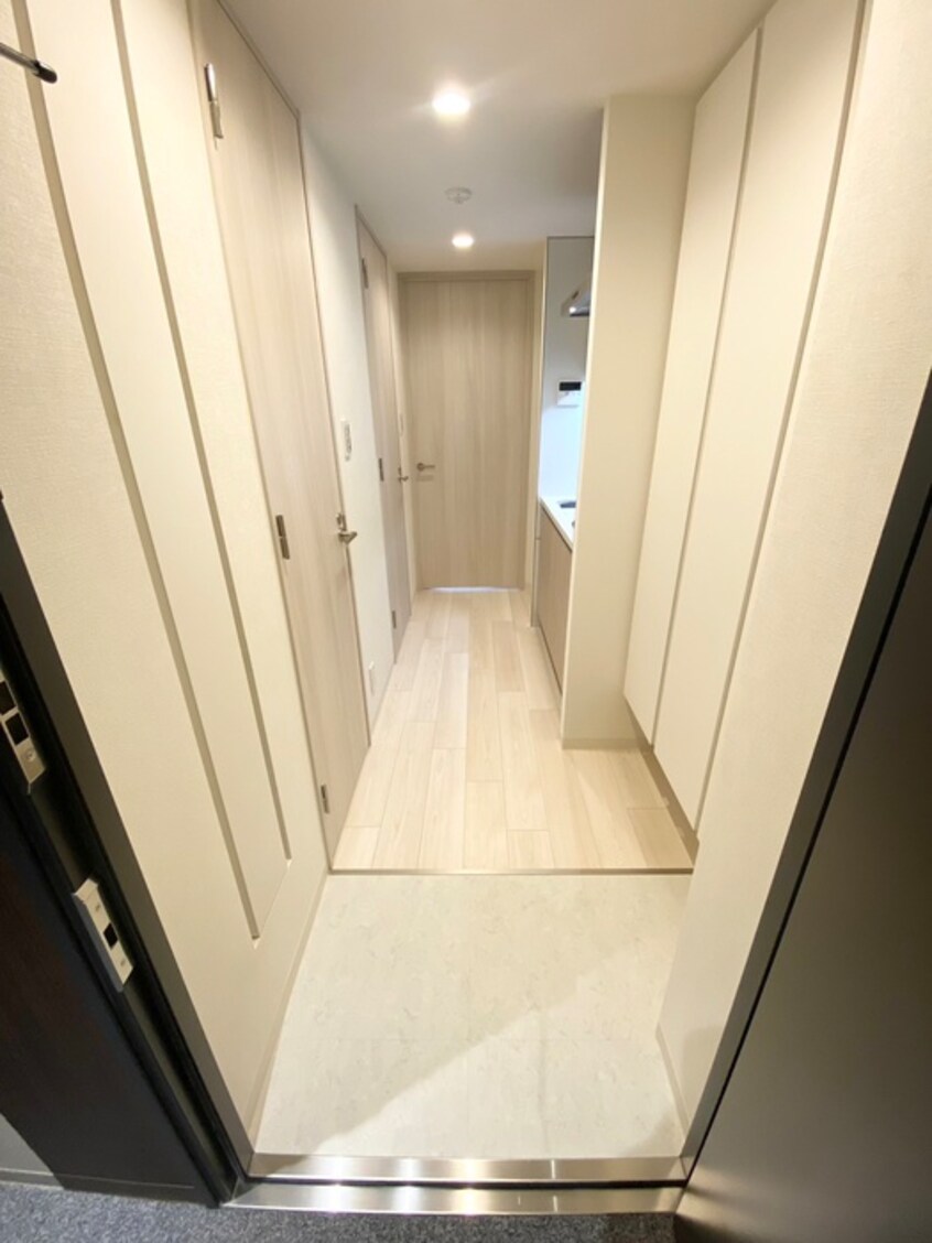 玄関 WAKABA　View　Apartment