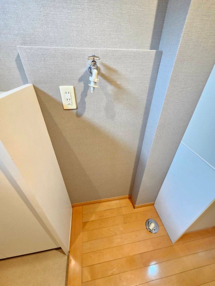 洗濯機置場 Selene柳沢