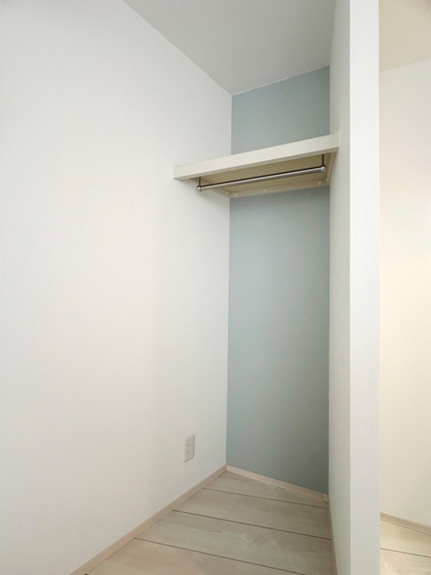 収納 LAUREL西新井栄町