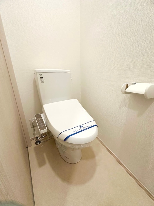 トイレ LAUREL西新井栄町