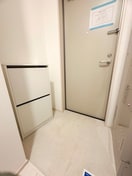 玄関 LAUREL西新井栄町