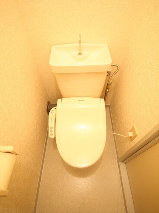 トイレ クリスタル岩槻