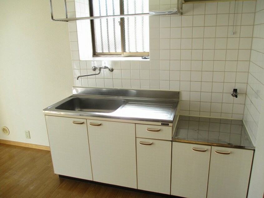 キッチン ハイツ天神