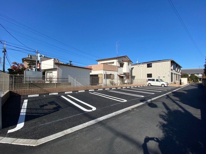 駐車場 ル・トロ