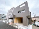 稲城長沼駅前貸店舗の外観
