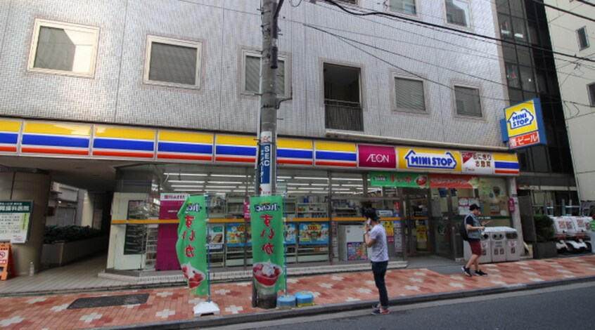 ミニストップ 台東3丁目店(コンビニ)まで515m ホウエイコート秋葉原