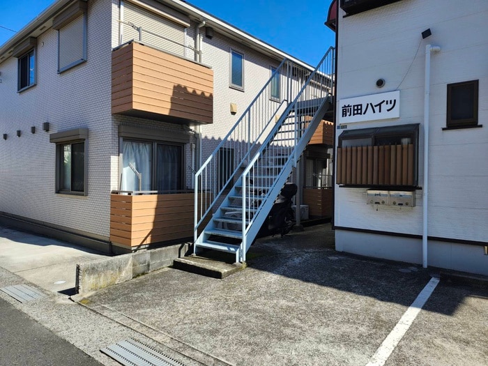 駐車場 前田ハイツ