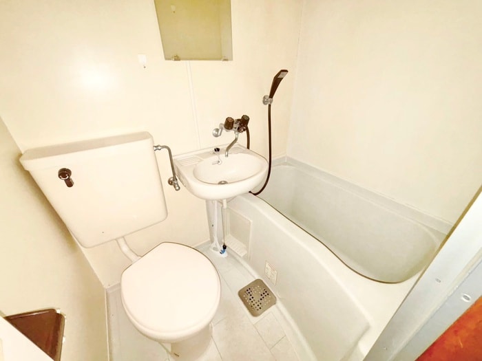 バス／シャワールーム等 ウィ－ンハイツ