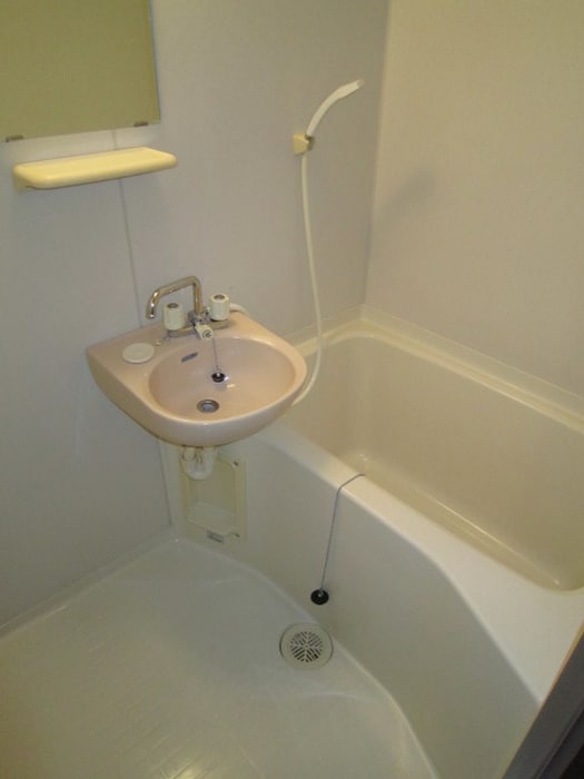 バス／シャワールーム等 パ－ルグレ－Ｋ６