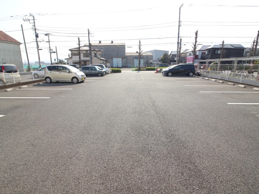 駐車場 イデアーレ