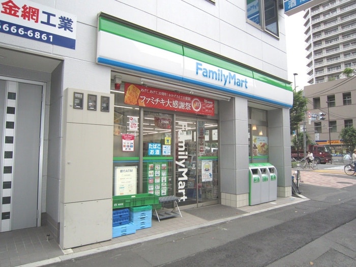 ファミリーマート(コンビニ)まで271m グラウンデュークス清澄白河