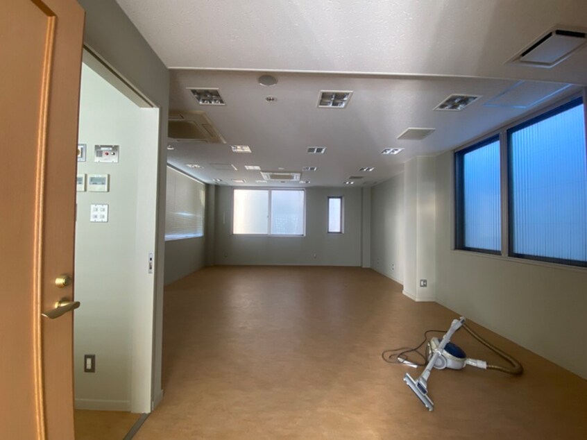 居室 Ｋ・Ｍ・Ｃビル