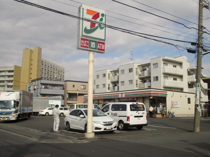 セブンイレブン(コンビニ)まで1950m ハイツ大門