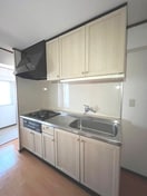 キッチン 中田ビル（３０１）