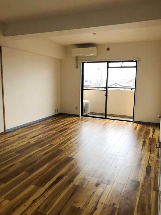 居室 メゾン戸張