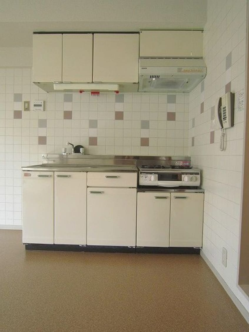 キッチン 三ツ木駅前ビル