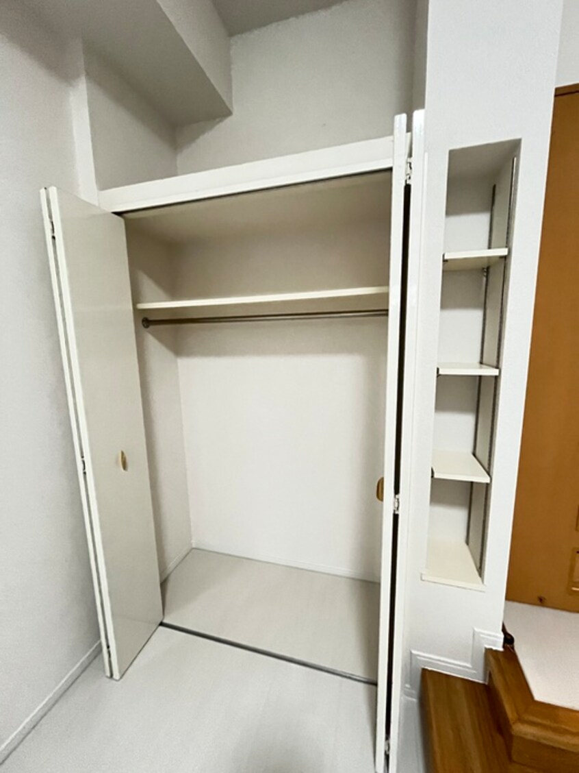 収納 パシフィックコ－ト目黒南