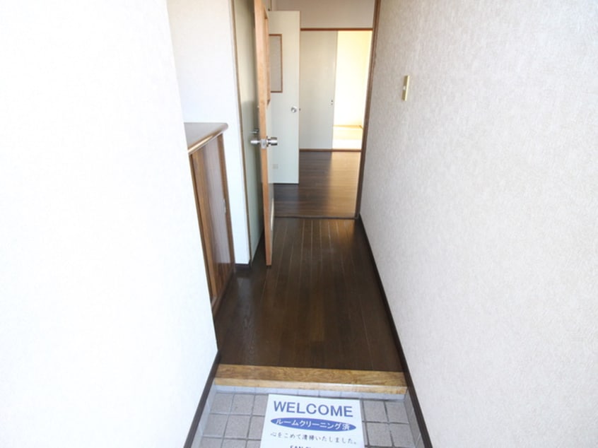 廊下 サンドミール北本