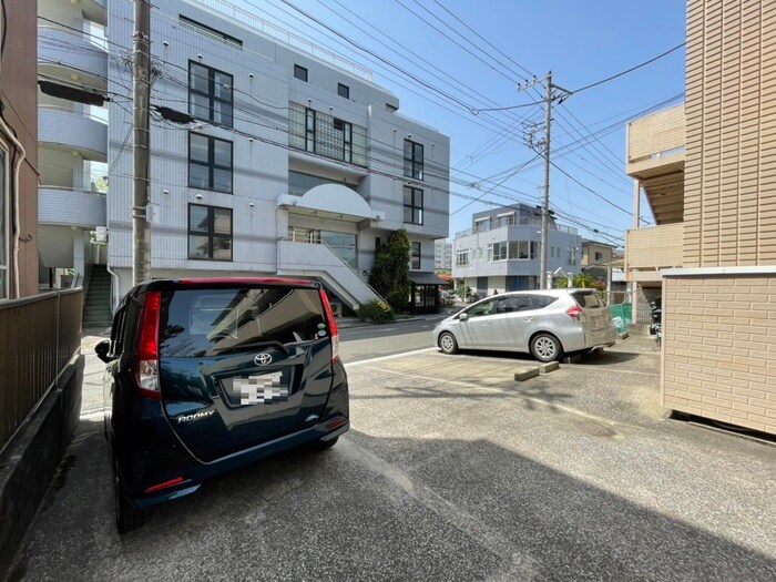 駐車場 マリンハイツ八景