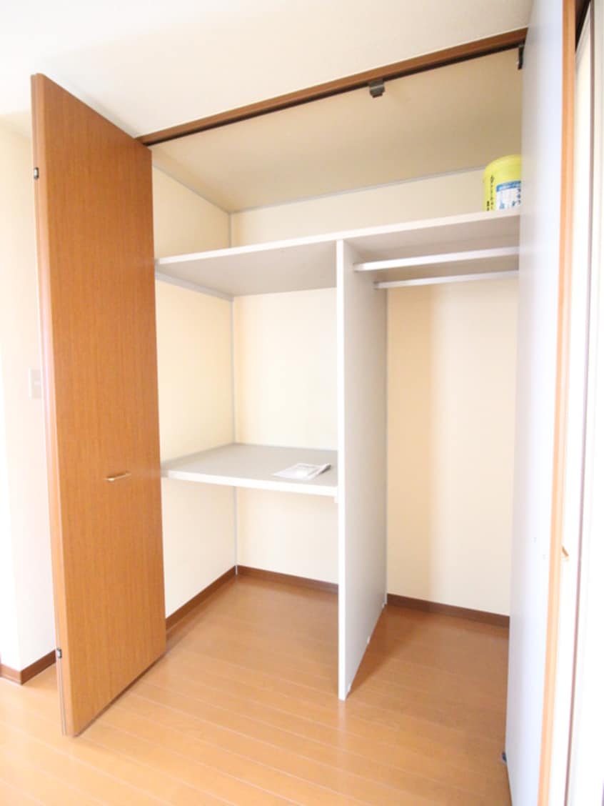 収納 メゾンドエトワール