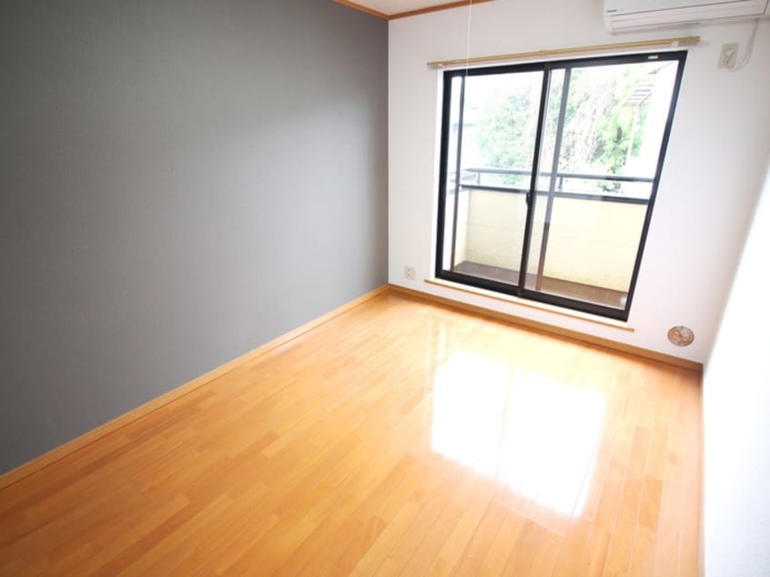 内観写真 スリー・Ｗｏｏｄ