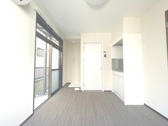 居室 ウッディコーポ東六月町