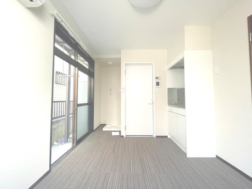 居室 ウッディコーポ東六月町