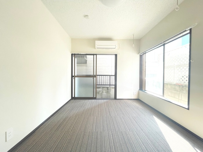 居室 ウッディコーポ東六月町