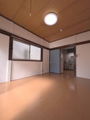 居室 二子ハイツ