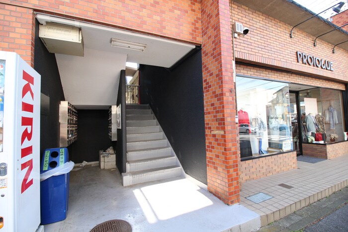 エントランス部分 リブレス東浦和