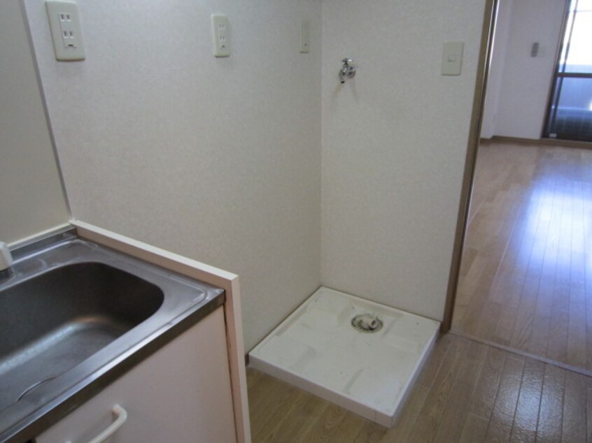 洗濯機置場 ラクダ