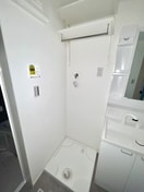 洗濯機置場 グランバリエ小川