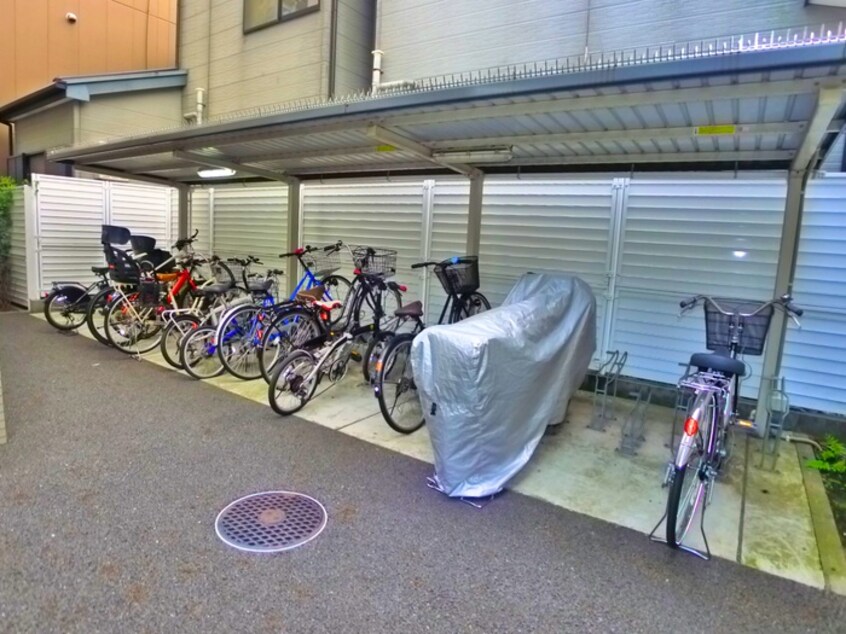 駐輪場 アヴァンタージュ