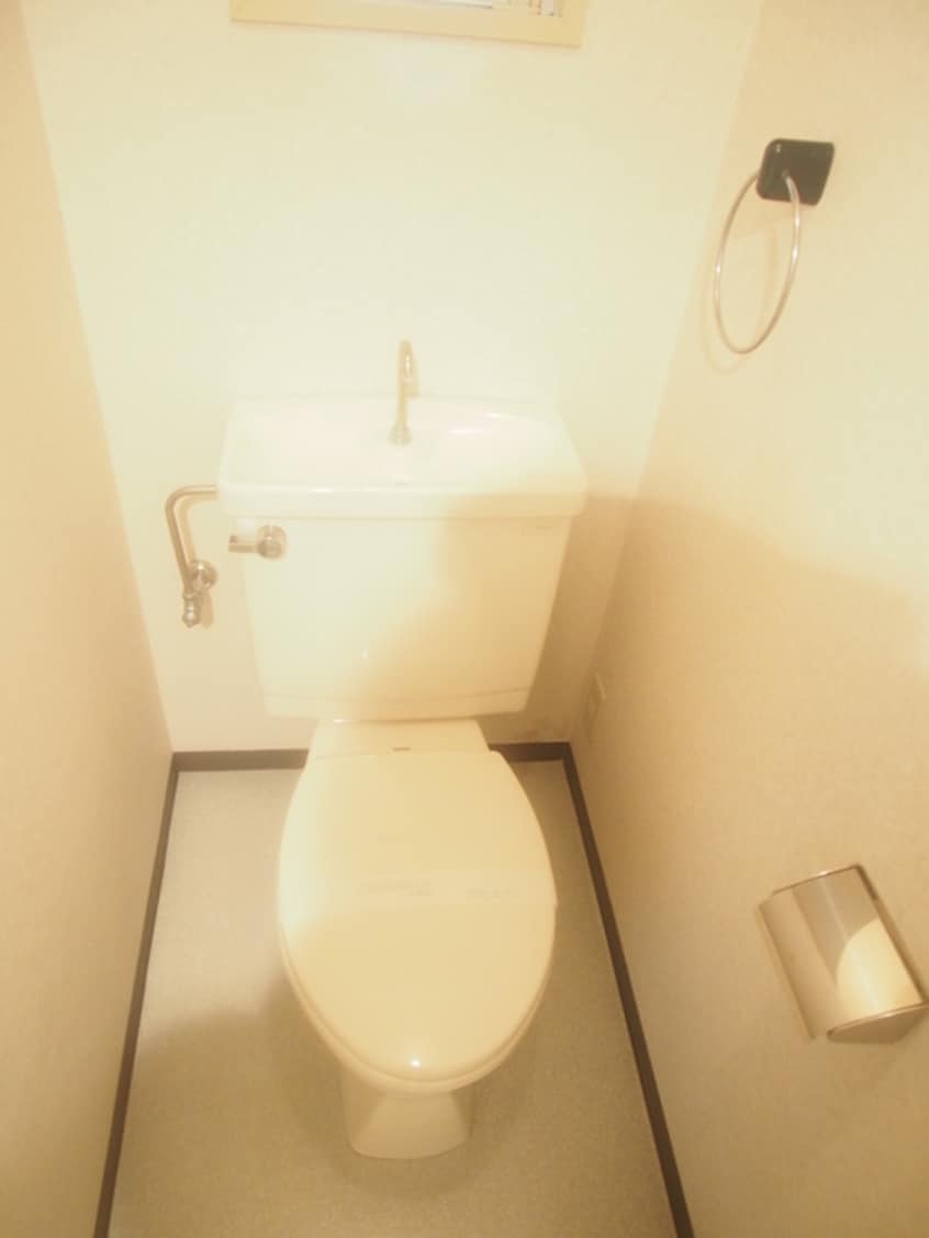 トイレ ザ３・４・４ビル