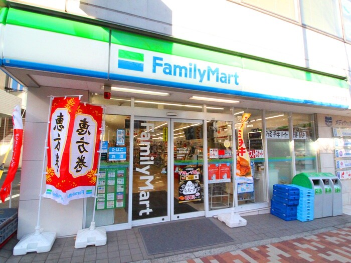 ファミリーマート大鳥神社前店(コンビニ)まで300m シャンブルシオンB棟