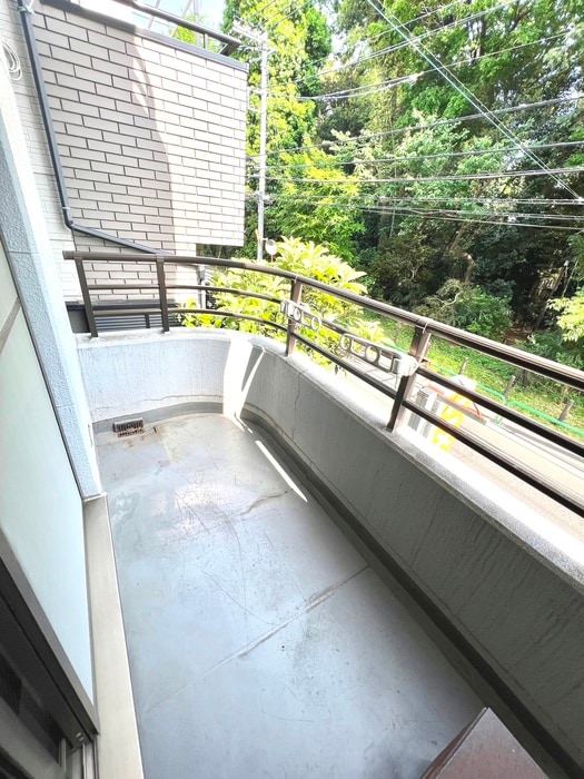 室内からの展望 ロアド－ル上石神井