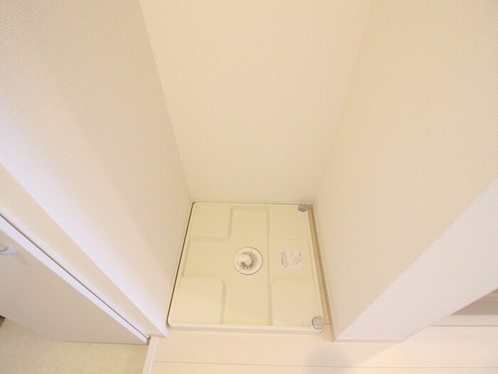 洗濯機置場 ﾘﾌﾞﾘ・ｼｬﾄｰ・ﾃﾞ・ｻﾞｰﾙⅦ