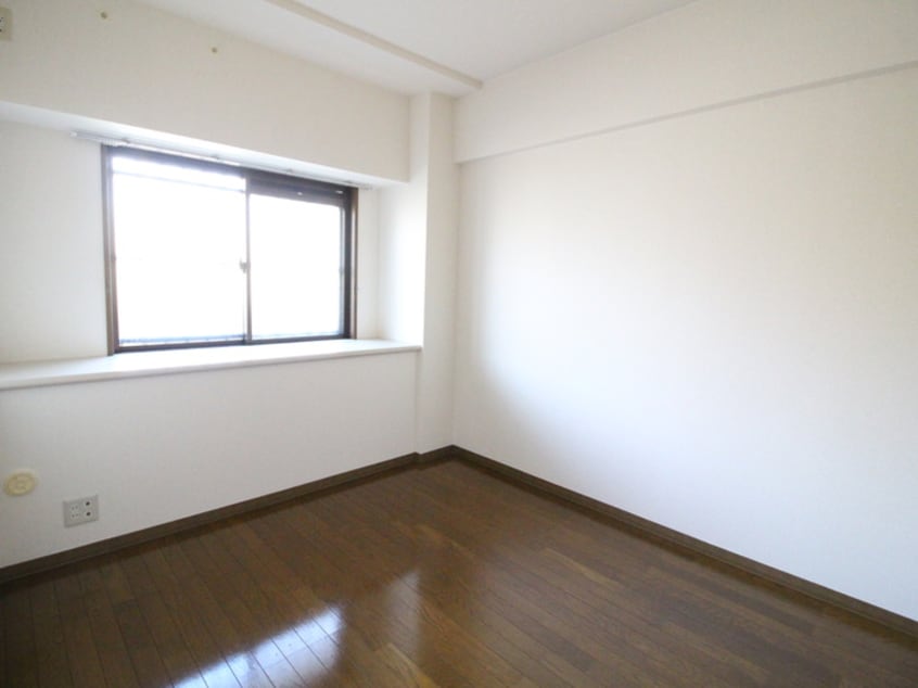 居室 ラポール菅田