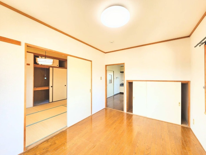 居室 エミグランド