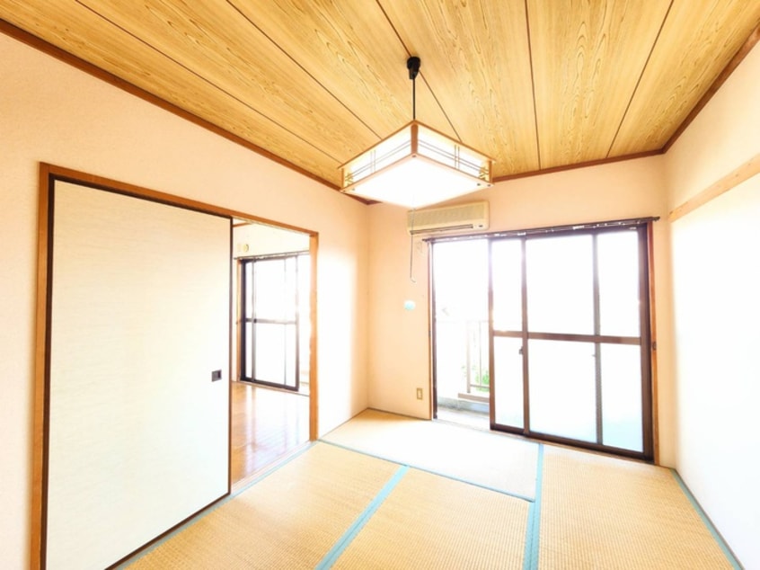 居室 エミグランド