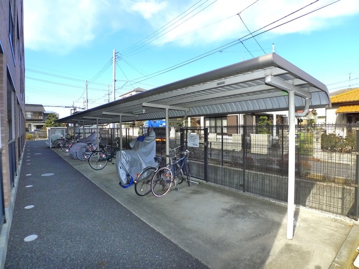 駐輪場 セルフィール西原