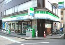 ファミリーマート 国分寺本町三丁目店(コンビニ)まで154m 国分寺フラッツ