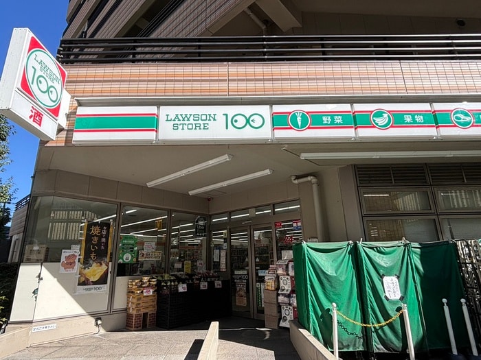 ローソンストア100南池袋3丁目店(コンビニ)まで81m ウェルシャン第２池袋（802）