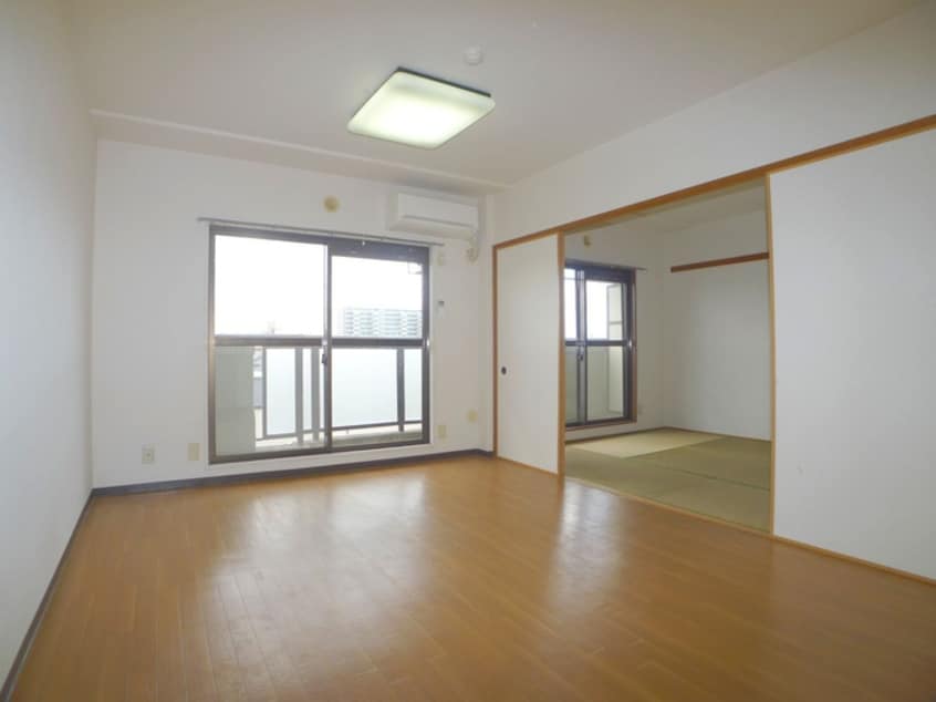 居室 イーストパーク胡録台