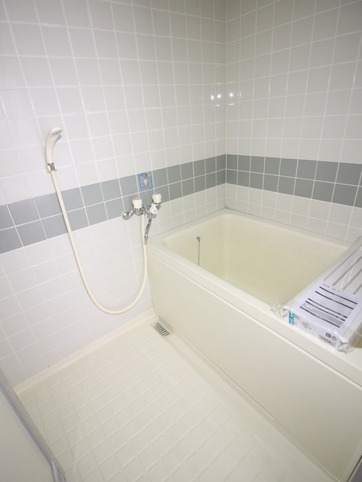 バス／シャワールーム等 シャルマン２