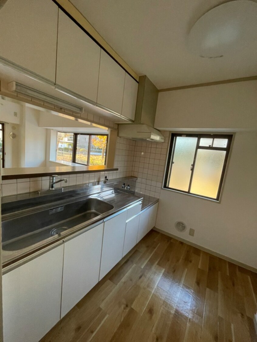 キッチン シャルマン２