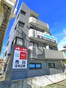 タウンコ－ト市川の外観